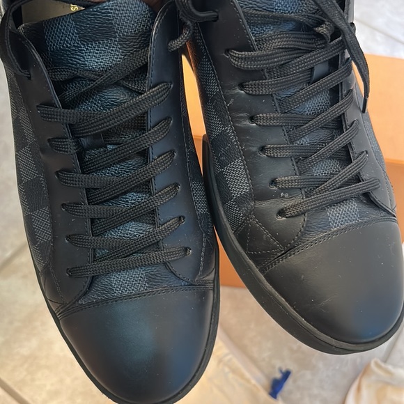 100% authentic Louis Vuitton men’s Sneaker shoe MS0221 with box and extra laces - Picture 10 of 11